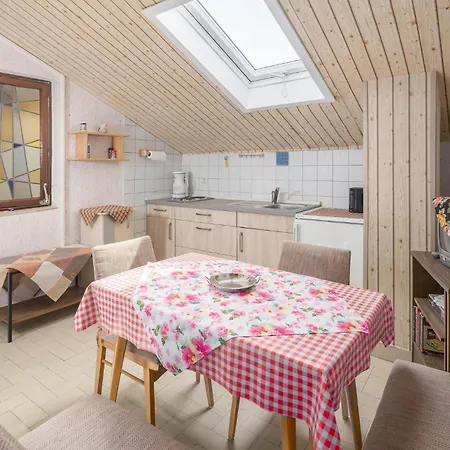 Cozy In With Kitchen Porec